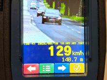 Gm. Barczewo. 129 km/h w obszarze zabudowanym. Ciężka noga przyniosła 29-latkowi w Audi kosztowny „pakiet”