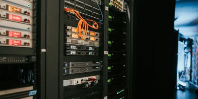 Artykuł: Czym jest serwer VPS i kiedy się opłaca?