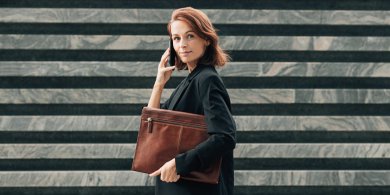 Artykuł: Torba na laptopa damska – połączenie biznesowej elegancji z funkcjonalnością