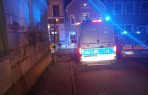 Olsztyn. Po imprezie na starówce chciał odjechać drogim autem mając... 2 promile