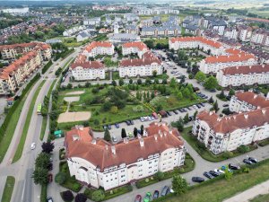 Ponad 550 tys. zł za skwer na os. Generałów. Mieszkańcy chcą kupić teren od UWM