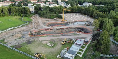 Artykuł: Ciężki sprzęt opanował dawny stadion. Wielka inwestycja przy al. Sybiraków nabiera tempa [ZDJĘCIA, WIDEO]