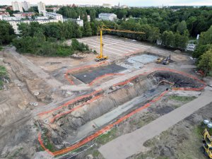 Ciężki sprzęt opanował dawny stadion. Wielka inwestycja przy al. Sybiraków nabiera tempa