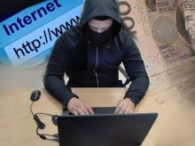 21 przelewów i 265 tys. zł w plecy. Olsztynianin uwierzył, że inwestuje w... surowce