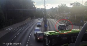 77-latek potrącił rowerzystę na oznakowanym przejeździe przy al. Wojska Polskiego w Olsztynie. Sprawa trafi do sądu