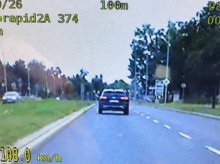 Pędził Sielską 108 km/h. 19-letni amator szybkiej jazdy stracił prawo jazdy