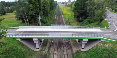 Artykuł: Wiadukt na Tracku już otwarty. Wysłużona kładka przeszła do historii [ZDJĘCIA]