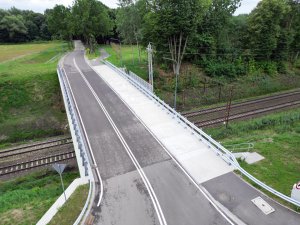 Wiadukt na Tracku już otwarty. Wysłużona kładka przeszła do historii [ZDJĘCIA]
