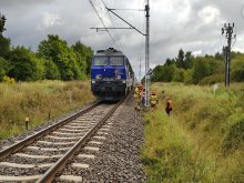Pociąg IC z Olsztyna do Krakowa stanął „w szczerym polu”. Ewakuowano ok. 150 pasażerów