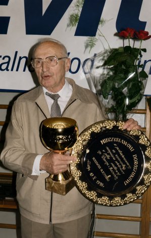 Kolejne nazwiska w Alei Sław Olsztyńskiego Sportu. Wśród nich legendy Stomilu i AZS-u