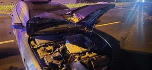 Chciał wypróbować nowe Audi. 21-latek rozbił auto przy "Samotniaku", a przy okazji przewrócił latarnię