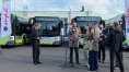 Konferencja prasowa w zajezdni autobusowej przy ul. Kołobrzeskiej w Olsztynie