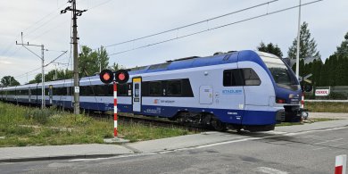 Artykuł: Pociągi pasażerskie znów w Olecku. Mieszkańcy czekali na to 14 lat
