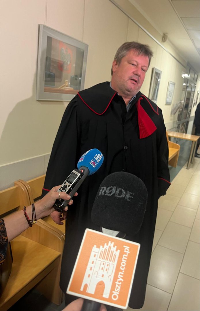 Olsztyński sąd bada sprawę milionowych dotacji na fikcyjnych uczniów. Jedna z oskarżonych zmieniła stanowisko