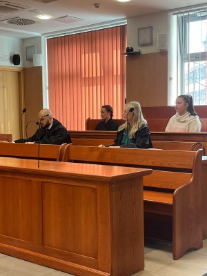 Olsztyński sąd bada sprawę milionowych dotacji na fikcyjnych uczniów. Jedna z oskarżonych zmieniła stanowisko