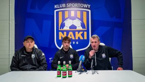 Piłka nożna. IV-ligowe derby dla Stomilu [ZDJĘCIA]