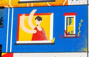Nowy mural na Kortowie budzi skrajne emocje. "Energetyczny" kontra "szpeci wszechobecną zieleń"
