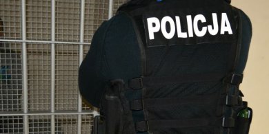 Artykuł: Towar w plecaku, piwo w kieszeni i szybka ucieczka. "Chytre trio" wpadło w Dywitach