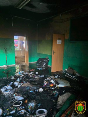 Pow. ostródzki. Pięcioro nastolatków odpowie za dewastację dawnej szkoły. Straty sięgają 80 tys. zł