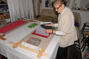 Anna Korybut-Dziemidowicz w swojej pracowni
