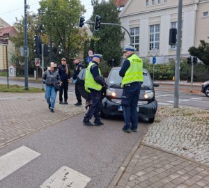 Potrącenie na ul. Żołnierskiej. Pieszy trafił do szpitala