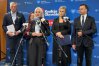Kadr z dzisiejszej konferencji prasowej Koalicji Obywatelskiej w Olsztynie. Przed mikrofonem wicemarszałek, Katarzyna Sobiech