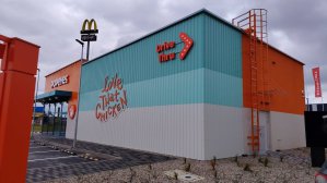Po Olsztynie czas na Ostródę. Popeyes na otwarcie rozda darmowe kanapki