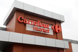 Spółka Carrefour szykuje zwolnienia grupowe. Olsztyn na „czarnej liście” miast