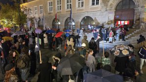 Mocne słowa podczas protestu o prawa kobiet w Olsztynie. Rząd dostał „czerwoną kartkę” [ZDJĘCIA]