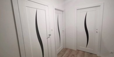 Artykuł: Zakup drzwi wewnętrznych i zewnętrznych. 5 mitów o wymiarach, akustyce i montażu