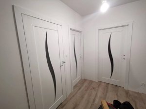 Zakup drzwi wewnętrznych i zewnętrznych. 5 mitów o wymiarach, akustyce i montażu