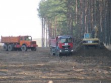 Na drodze stanął im...zabytkowy schron