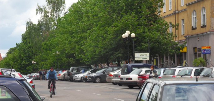 Rowerzysta z prawej!