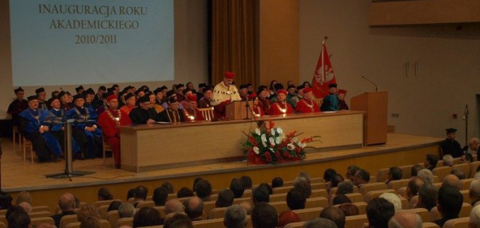 Problem studentów czy uczelni?