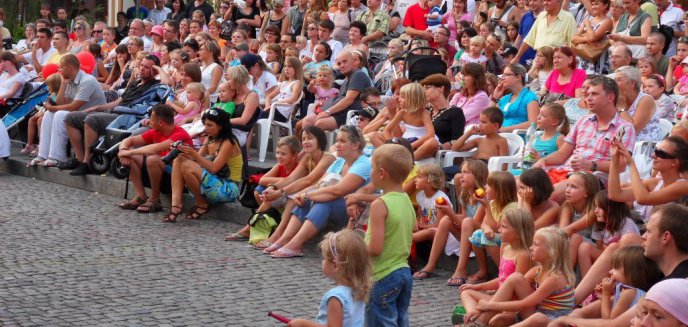 Scena Staromiejska w kształcie muszli