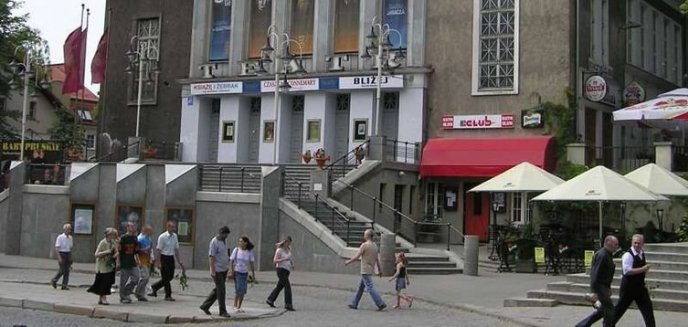 Czekamy na Teatr i Bibliotekę