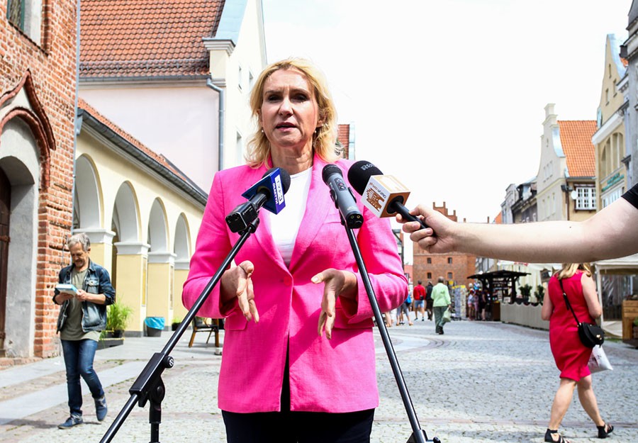 Urszula Pasławska (PSL): Bez ślubu, ale z ochroną. Gotowa jest przełomowa ustawa dla 2 milionów Polaków