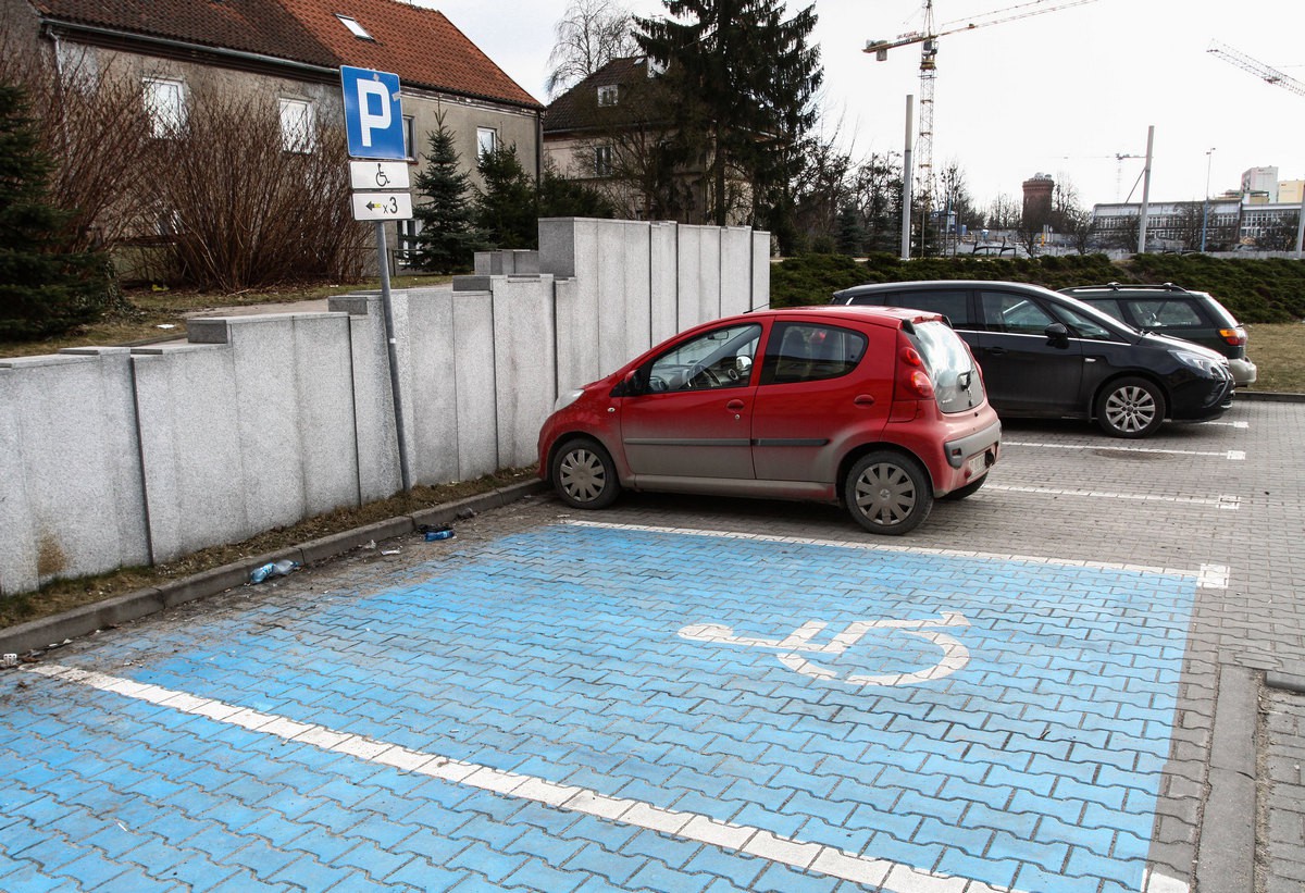 Od czwartku nowe zasady parkowania dla osób z niepełnosprawnościami w Olsztynie